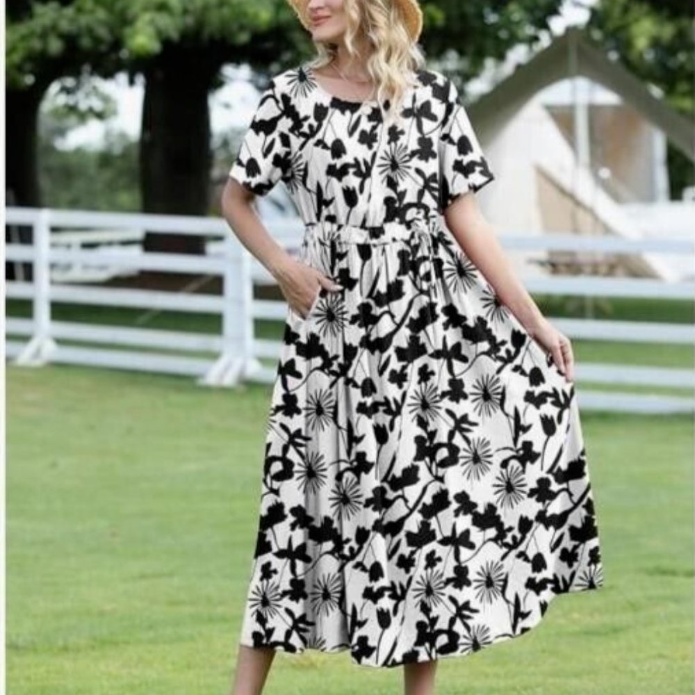 Yesno Boho Floral Print Maxi Dress Size Large White Black Short Sleeves Pockets